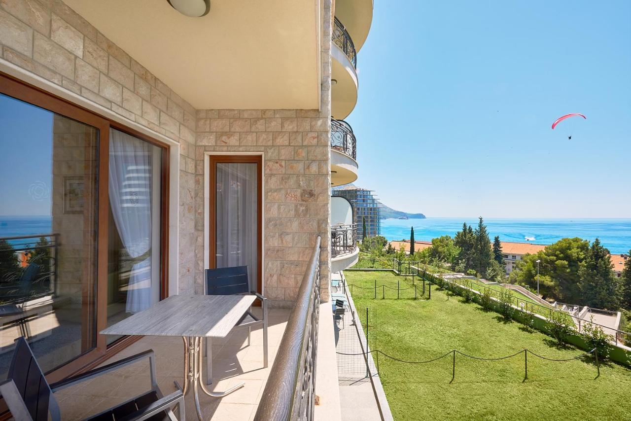 Allende Budva